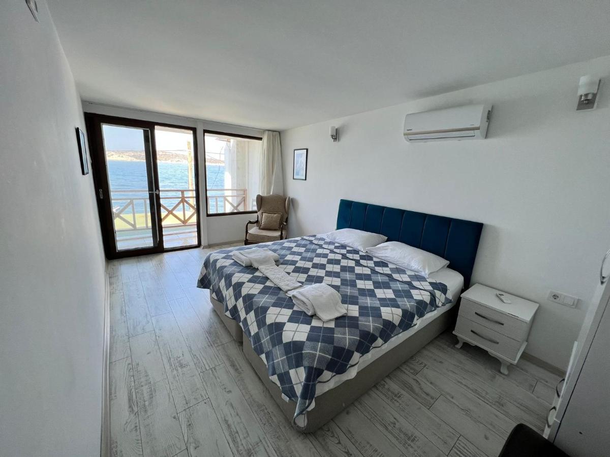 Giritli Rum Meyhanesi & Butik Otel Karaburun  Ngoại thất bức ảnh