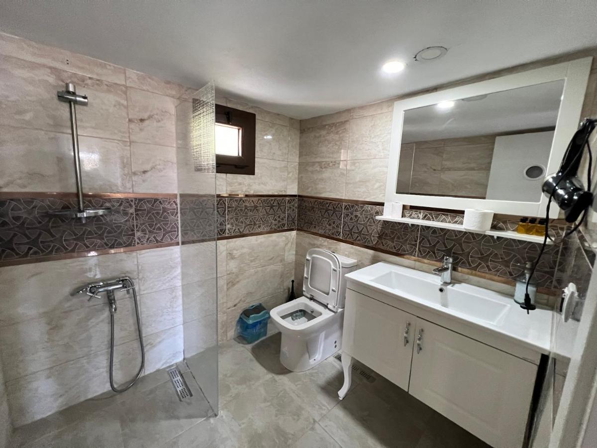 Giritli Rum Meyhanesi & Butik Otel Karaburun  Ngoại thất bức ảnh