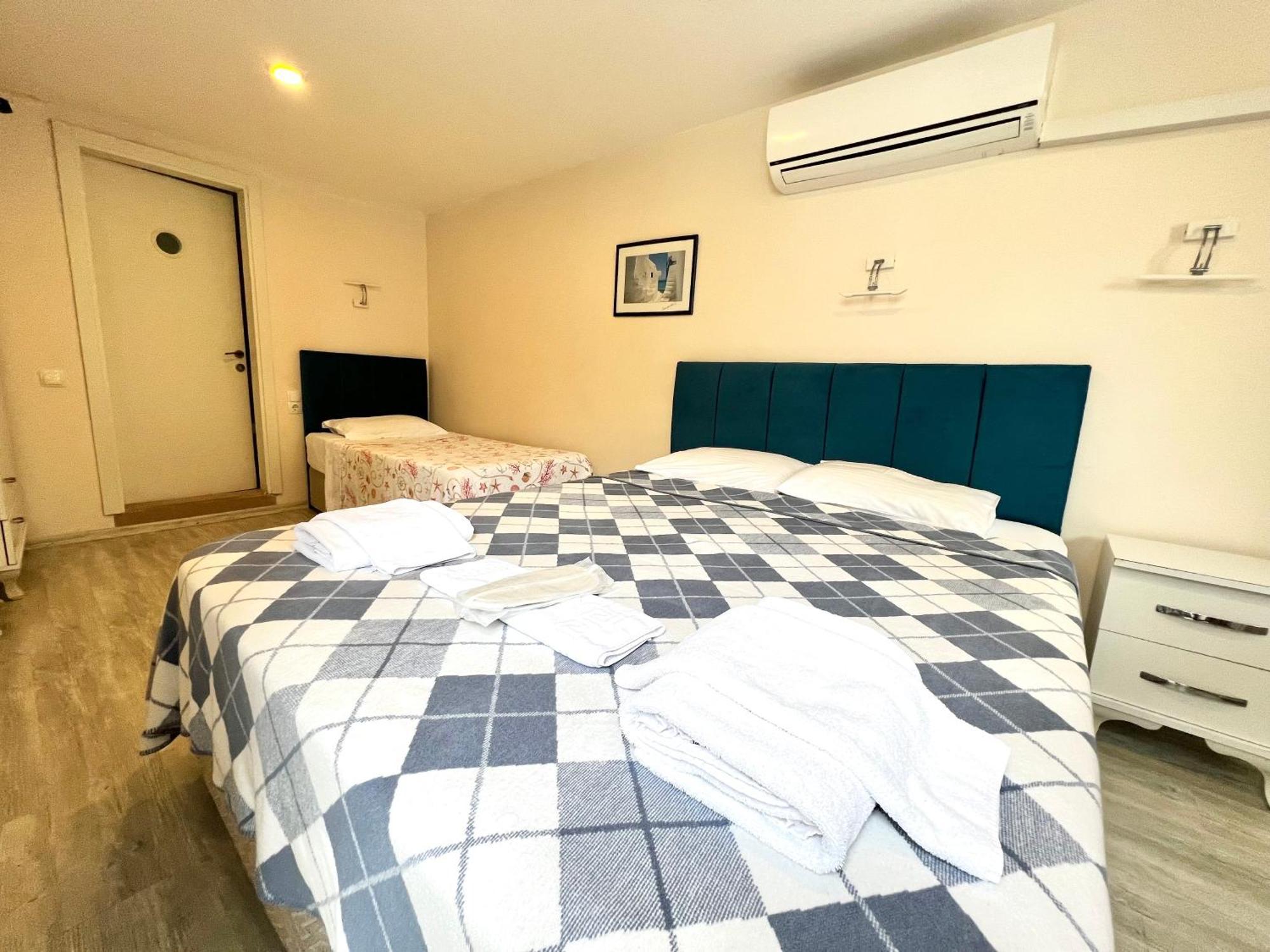 Giritli Rum Meyhanesi & Butik Otel Karaburun  Ngoại thất bức ảnh
